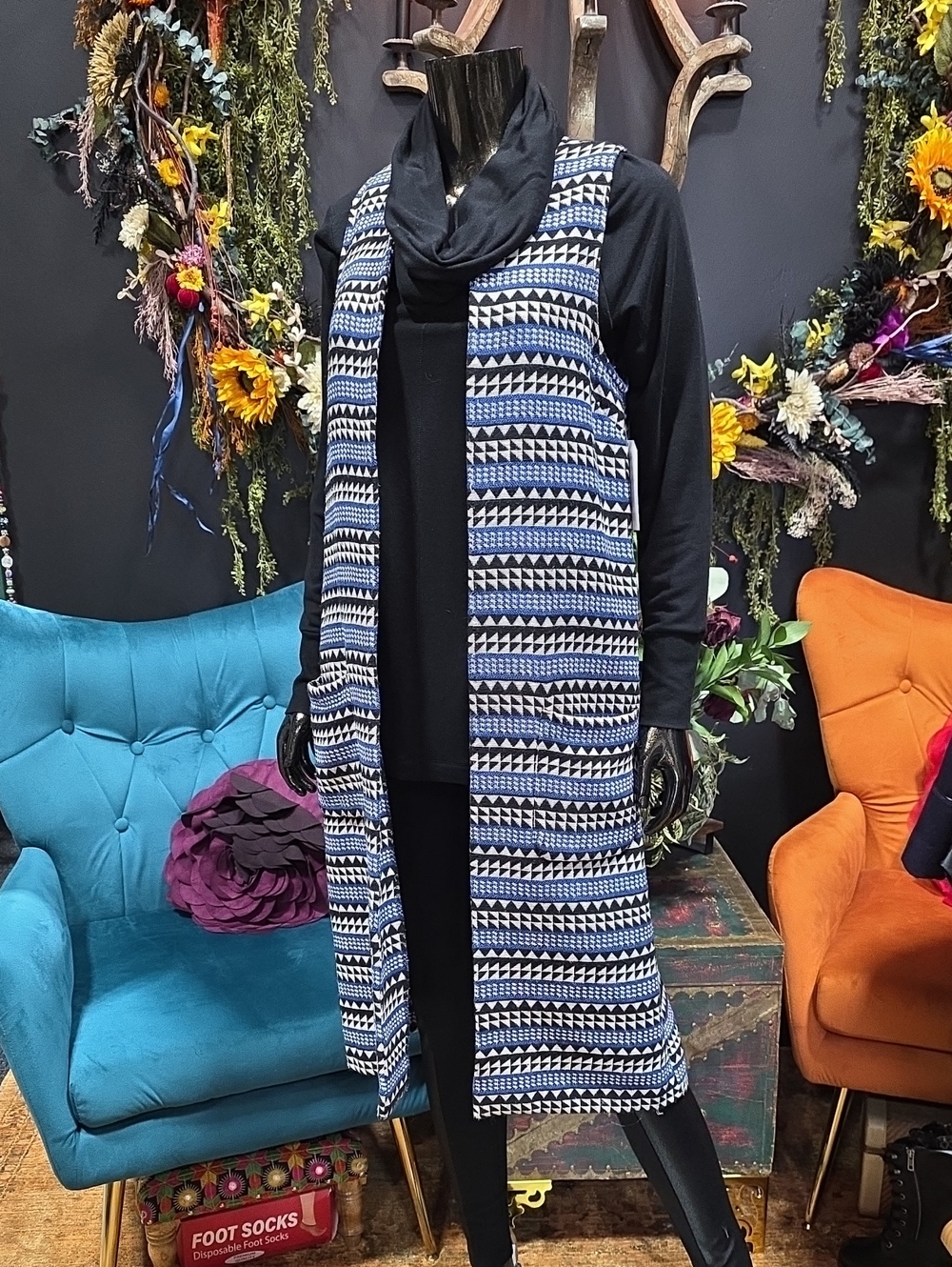 BCBGeneration Black & Blue Embroidered Knit Patterned Long Vest